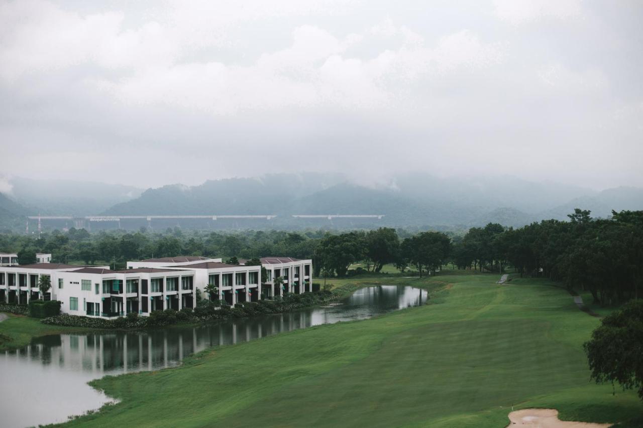 Royal Hills Golf Resort & Spa Nakhon Nayok Zewnętrze zdjęcie