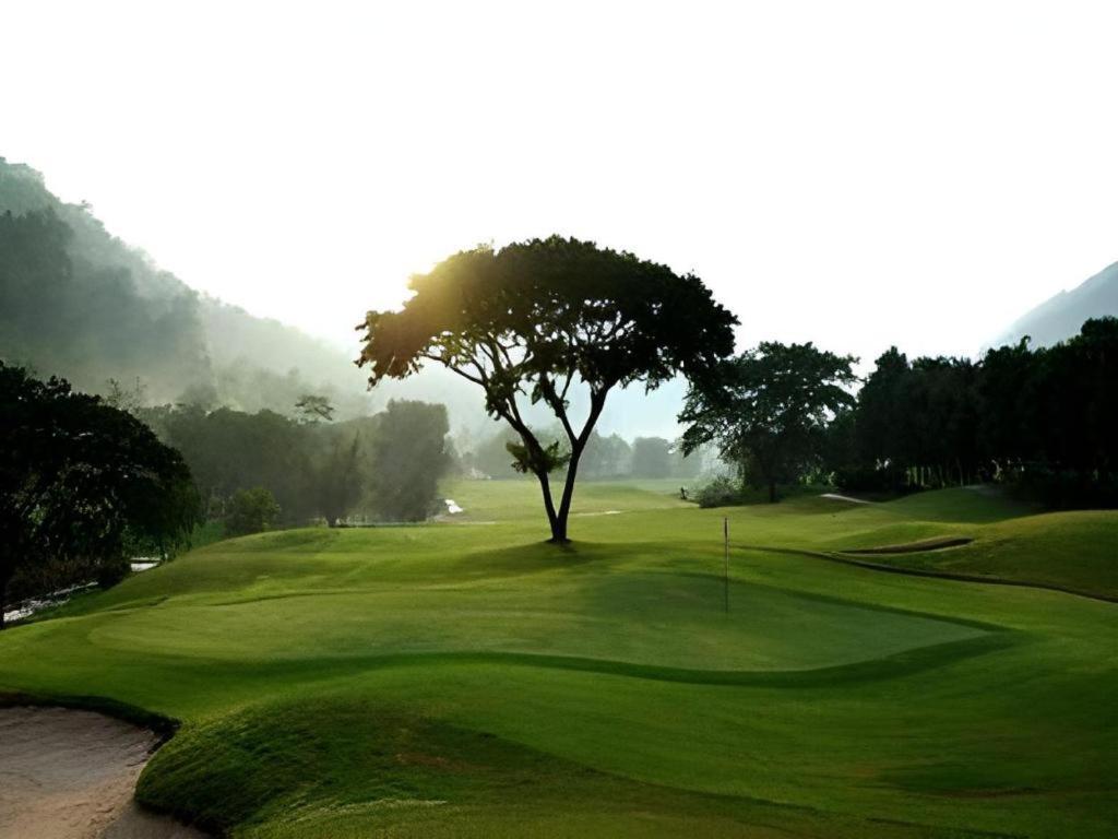 Royal Hills Golf Resort & Spa Nakhon Nayok Zewnętrze zdjęcie