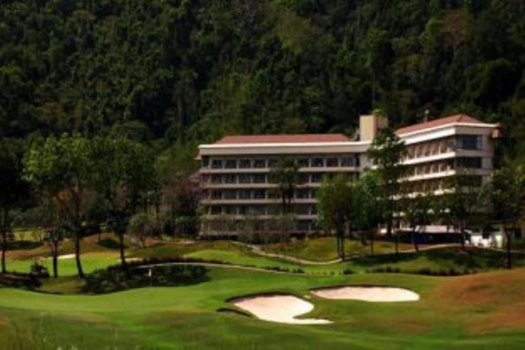 Royal Hills Golf Resort & Spa Nakhon Nayok Zewnętrze zdjęcie