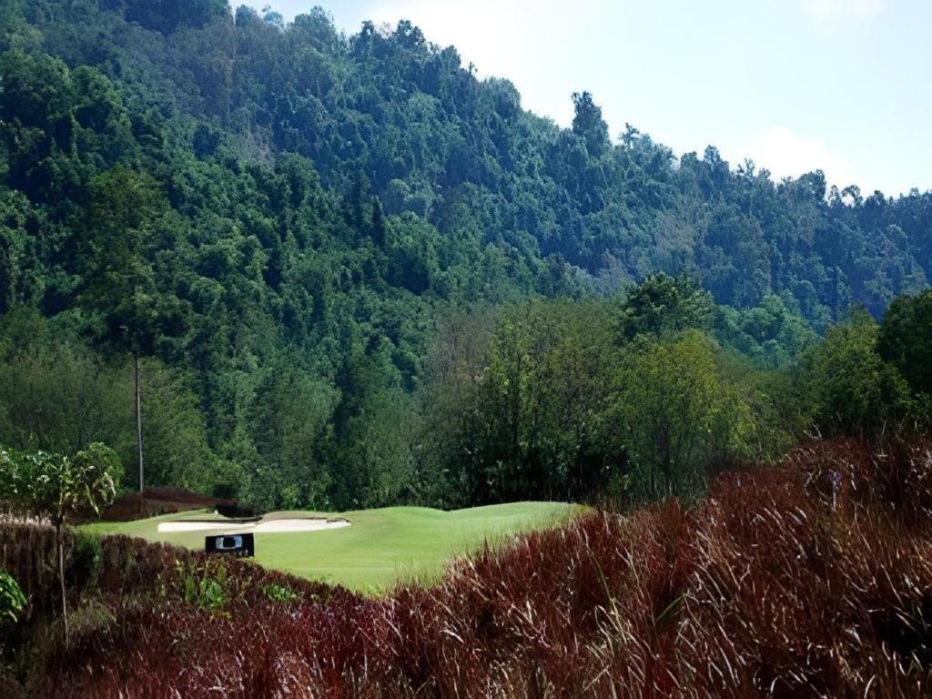 Royal Hills Golf Resort & Spa Nakhon Nayok Zewnętrze zdjęcie
